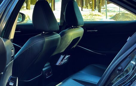 Lexus IS III, 2016 год, 2 300 000 рублей, 9 фотография