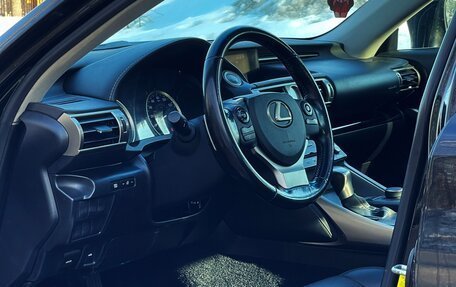 Lexus IS III, 2016 год, 2 300 000 рублей, 7 фотография