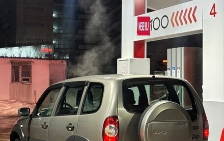 Chevrolet Niva I рестайлинг, 2018 год, 550 000 рублей, 5 фотография