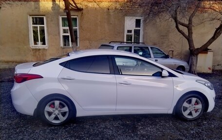 Hyundai Elantra V, 2013 год, 1 100 000 рублей, 13 фотография