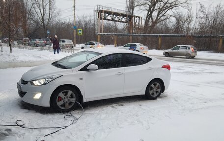 Hyundai Elantra V, 2013 год, 1 100 000 рублей, 32 фотография