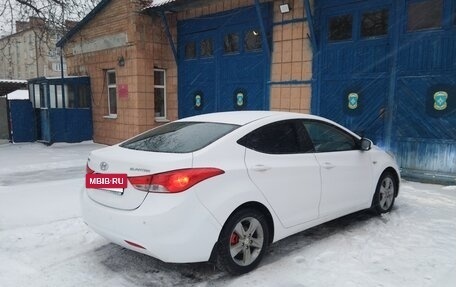 Hyundai Elantra V, 2013 год, 1 100 000 рублей, 27 фотография