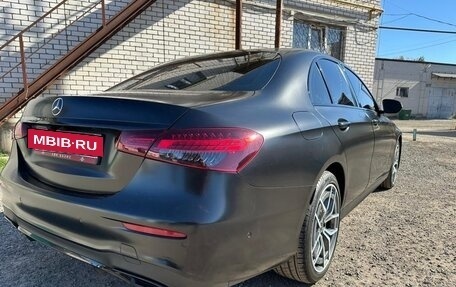 Mercedes-Benz E-Класс, 2021 год, 5 050 000 рублей, 8 фотография