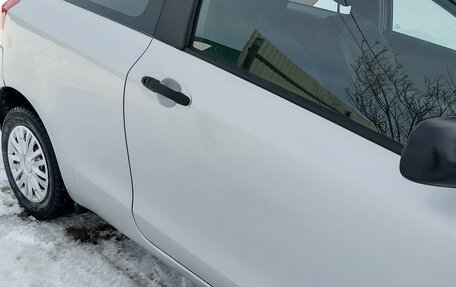 Toyota Yaris III рестайлинг, 2008 год, 630 000 рублей, 6 фотография