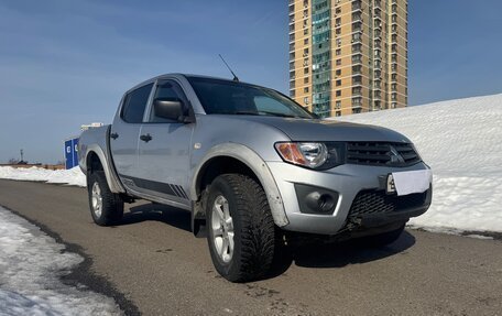 Mitsubishi L200 IV рестайлинг, 2011 год, 1 200 000 рублей, 4 фотография