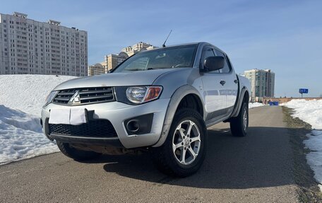Mitsubishi L200 IV рестайлинг, 2011 год, 1 200 000 рублей, 6 фотография
