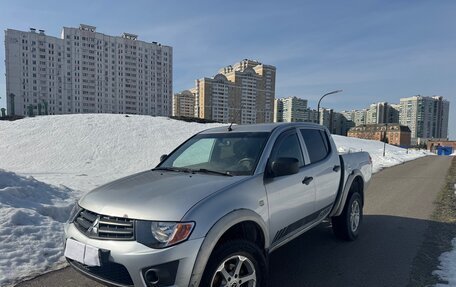 Mitsubishi L200 IV рестайлинг, 2011 год, 1 200 000 рублей, 5 фотография