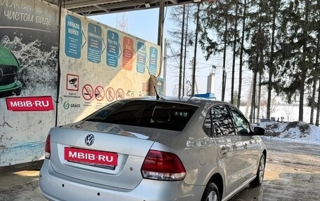 Volkswagen Polo VI (EU Market), 2011 год, 700 000 рублей, 5 фотография