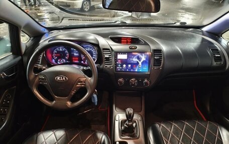 KIA Cerato III, 2013 год, 800 000 рублей, 3 фотография