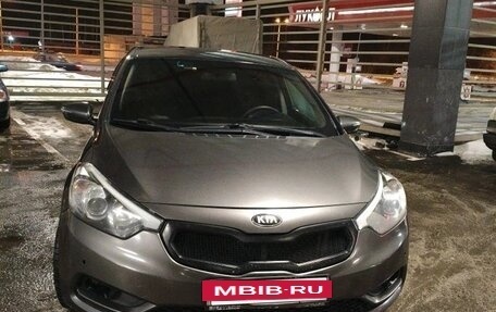 KIA Cerato III, 2013 год, 800 000 рублей, 6 фотография