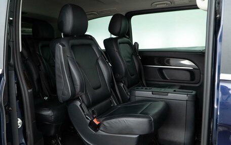 Mercedes-Benz V-Класс, 2017 год, 3 627 077 рублей, 7 фотография