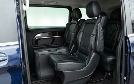 Mercedes-Benz V-Класс, 2017 год, 3 627 077 рублей, 10 фотография