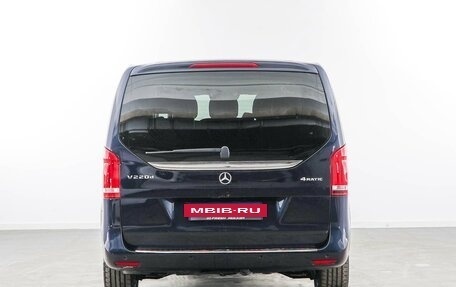 Mercedes-Benz V-Класс, 2017 год, 3 627 077 рублей, 4 фотография