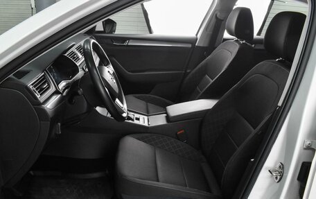 Skoda Superb III рестайлинг, 2018 год, 2 089 000 рублей, 10 фотография