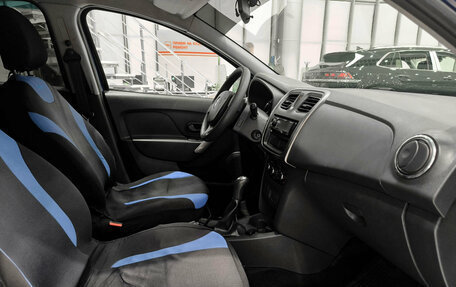 Renault Logan II, 2017 год, 735 000 рублей, 13 фотография