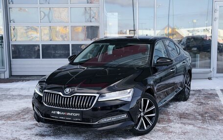 Skoda Superb III рестайлинг, 2025 год, 3 399 900 рублей, 1 фотография