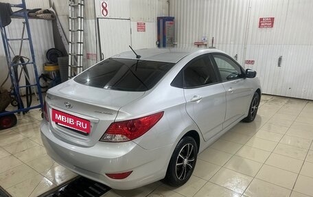Hyundai Solaris II рестайлинг, 2012 год, 750 000 рублей, 4 фотография