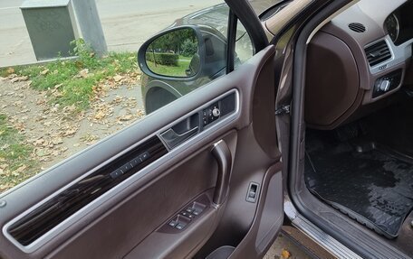 Volkswagen Touareg III, 2017 год, 4 350 000 рублей, 7 фотография