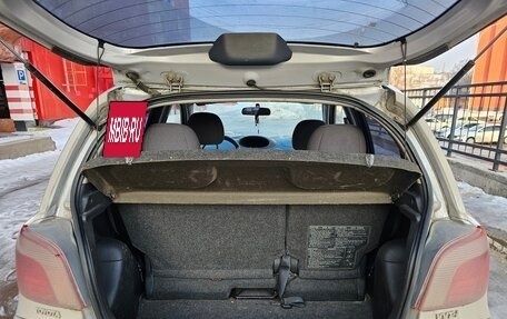 Toyota Yaris I рестайлинг, 2000 год, 295 000 рублей, 5 фотография