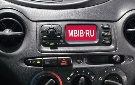 Toyota Yaris I рестайлинг, 2000 год, 295 000 рублей, 14 фотография