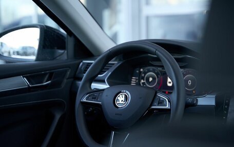 Skoda Superb III рестайлинг, 2025 год, 3 399 900 рублей, 12 фотография