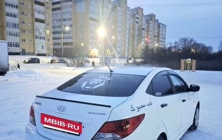 Hyundai Solaris II рестайлинг, 2011 год, 535 000 рублей, 6 фотография
