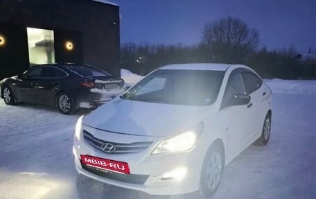 Hyundai Solaris II рестайлинг, 2011 год, 535 000 рублей, 15 фотография