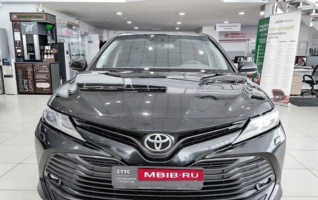 Toyota Camry, 2020 год, 2 750 000 рублей, 2 фотография