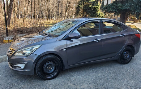 Hyundai Solaris II рестайлинг, 2014 год, 550 000 рублей, 1 фотография