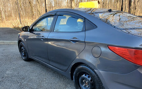 Hyundai Solaris II рестайлинг, 2014 год, 550 000 рублей, 2 фотография