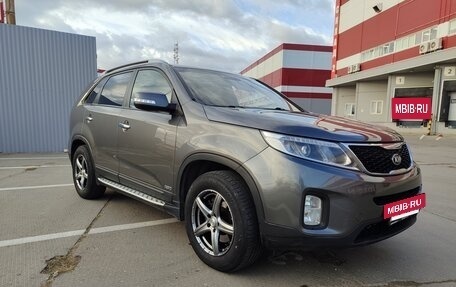 KIA Sorento II рестайлинг, 2014 год, 1 430 000 рублей, 2 фотография