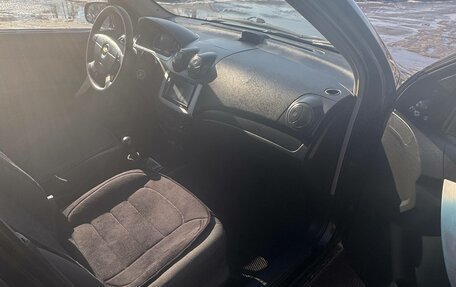 Chevrolet Aveo III, 2009 год, 250 000 рублей, 2 фотография