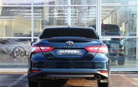 Toyota Camry, 2018 год, 2 450 000 рублей, 4 фотография