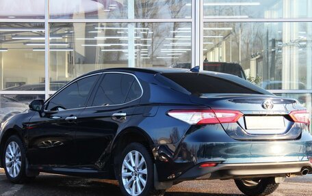 Toyota Camry, 2018 год, 2 450 000 рублей, 2 фотография