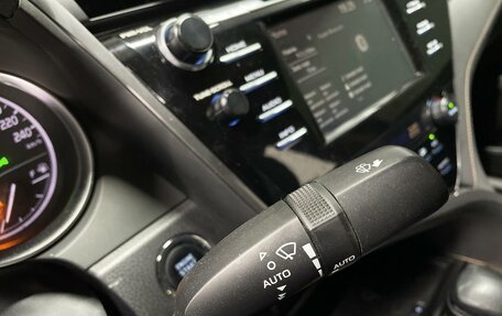 Toyota Camry, 2018 год, 2 450 000 рублей, 21 фотография