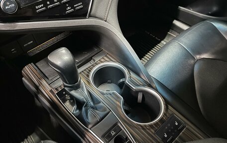 Toyota Camry, 2018 год, 2 450 000 рублей, 14 фотография