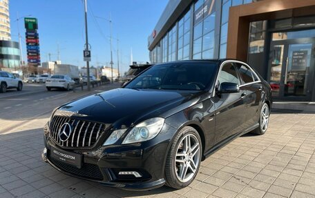 Mercedes-Benz E-Класс, 2011 год, 1 400 000 рублей, 1 фотография