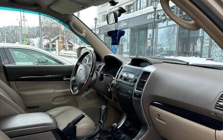 Toyota Land Cruiser Prado 120 рестайлинг, 2008 год, 2 700 000 рублей, 6 фотография