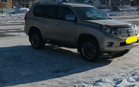 Toyota Land Cruiser Prado 150 рестайлинг 2, 2012 год, 2 600 000 рублей, 8 фотография