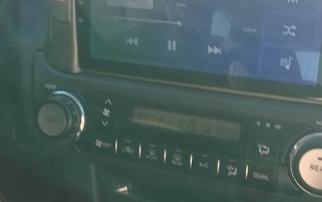 Toyota Land Cruiser Prado 150 рестайлинг 2, 2012 год, 2 600 000 рублей, 11 фотография