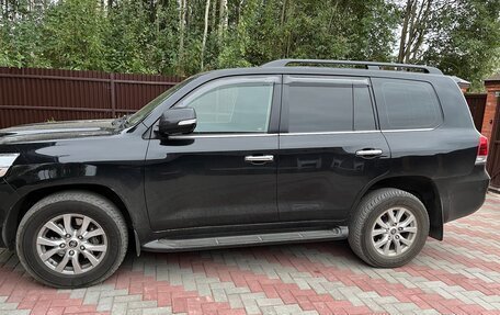 Toyota Land Cruiser 200, 2020 год, 6 300 000 рублей, 7 фотография