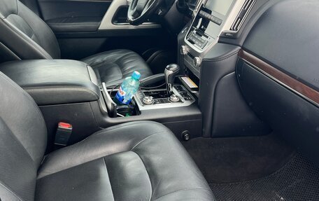 Toyota Land Cruiser 200, 2020 год, 6 300 000 рублей, 9 фотография