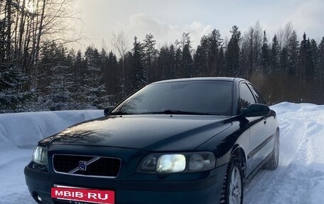 Volvo S60 III, 2001 год, 640 000 рублей, 3 фотография