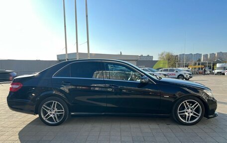 Mercedes-Benz E-Класс, 2011 год, 1 400 000 рублей, 4 фотография