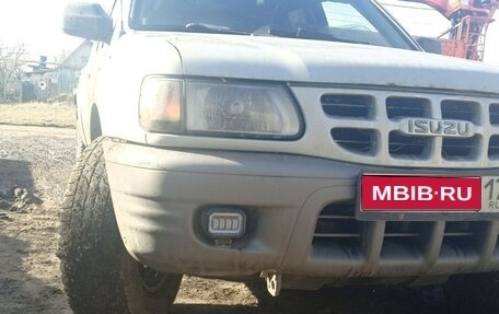 Isuzu Rodeo II, 2000 год, 400 000 рублей, 1 фотография