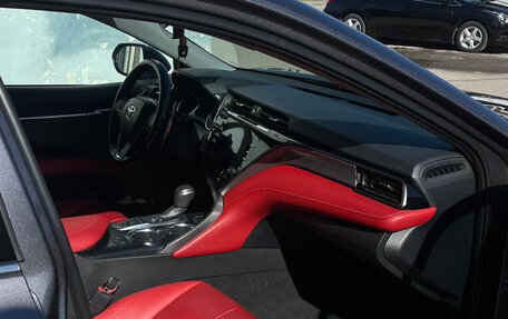 Toyota Camry, 2019 год, 2 440 000 рублей, 18 фотография