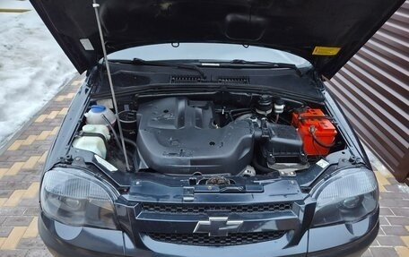 Chevrolet Niva I рестайлинг, 2010 год, 550 000 рублей, 5 фотография