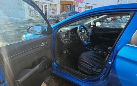 Hyundai Elantra VI рестайлинг, 2017 год, 1 550 000 рублей, 6 фотография