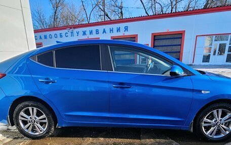 Hyundai Elantra VI рестайлинг, 2017 год, 1 550 000 рублей, 3 фотография