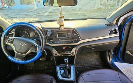 Hyundai Elantra VI рестайлинг, 2017 год, 1 550 000 рублей, 10 фотография